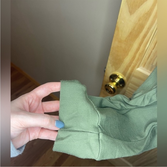 Green Gap Utility Cargo Joggers - Picture 5 of 6